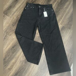 New! Men’s blackck fashionable jeans.